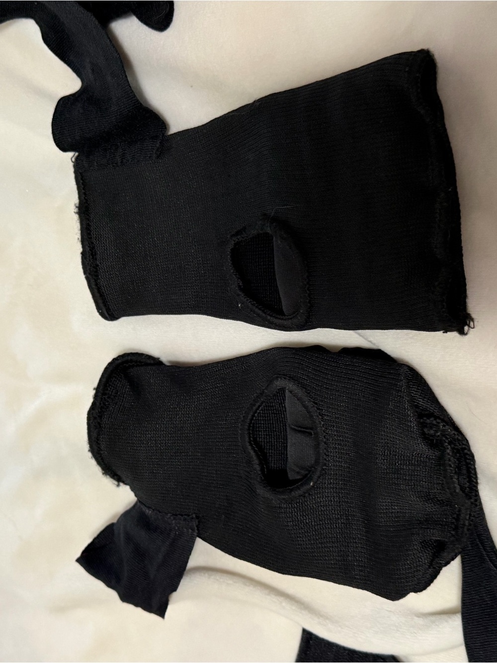 Hawk Women’s Black Boxing Hand Wraps - Comfortable Protection S/M - Picture 3 of 3